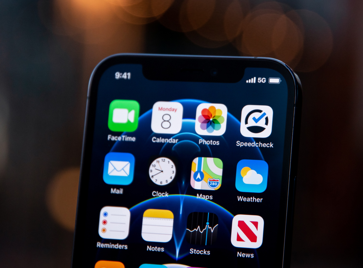 清苑苹果手机维修分享为什么 iPhone 12 在冬季会自动关机 